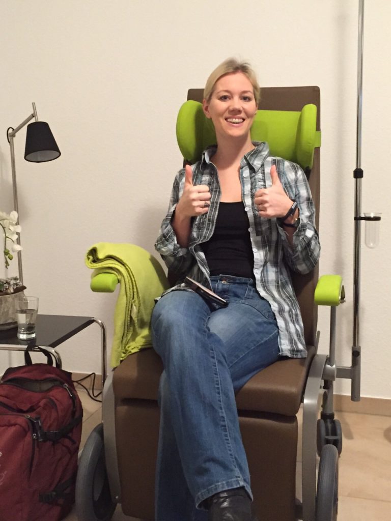 Christine Raab bei der ersten Chemotherapie wegen Brustkrebs 2015