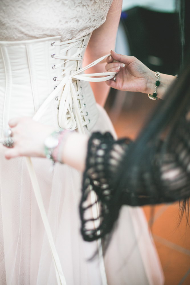 hochzeit-christine-timo-raab-hippie-festival-032