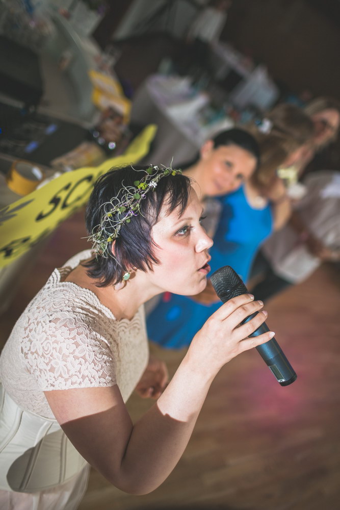 hochzeit-christine-timo-raab-hippie-festival-243