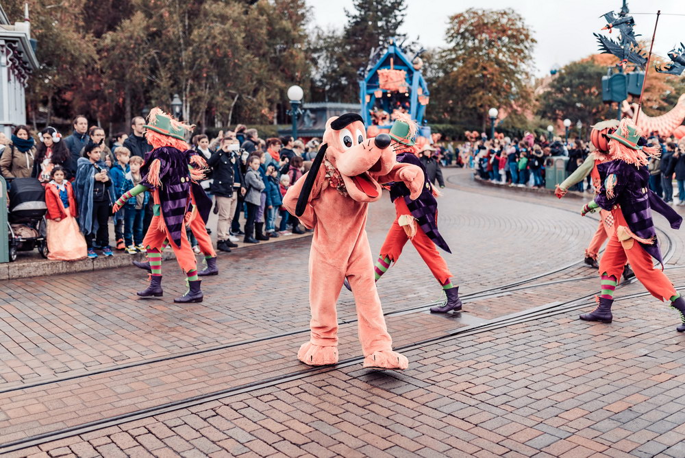 Disneyland Paris Pluto Strassenparade