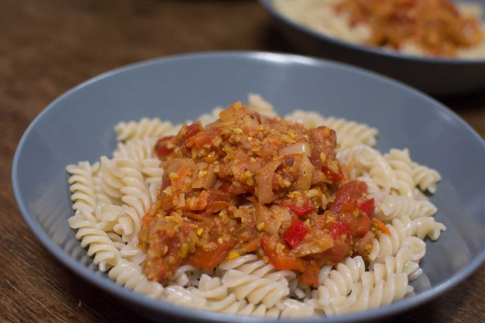 Bolognese vegan Nudeln Teller